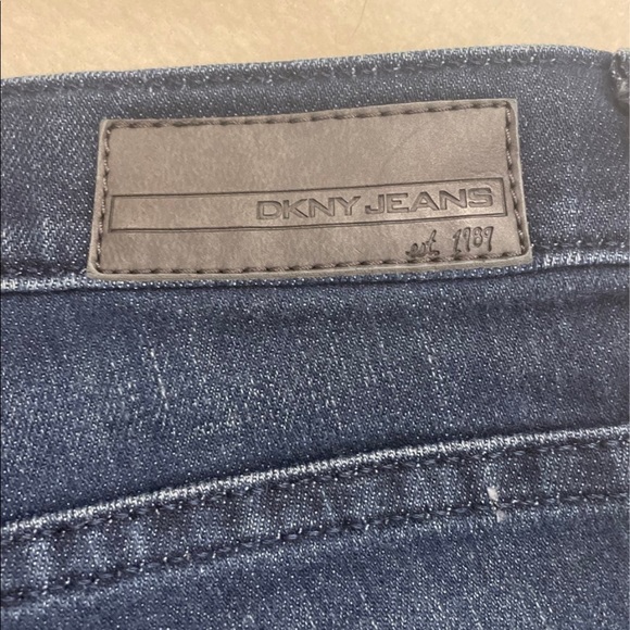 ✨2/$10 (4) DKNY Ultra Skinny Jeans - Picture 5 of 5